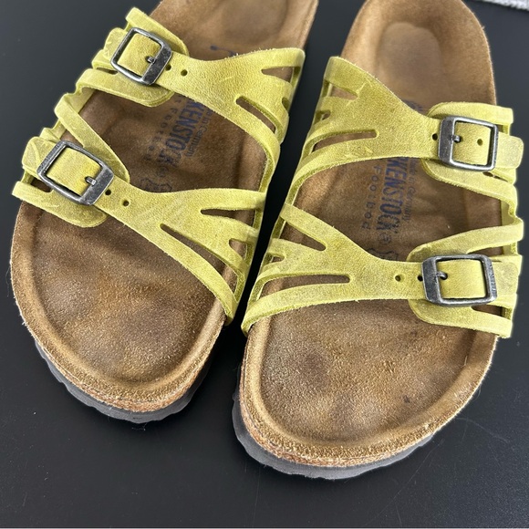 BIRKENSTOCK Granada Soft Footbed Lime Green Suede Leather Sandals Size 37 US 6 - Picture 4 of 9